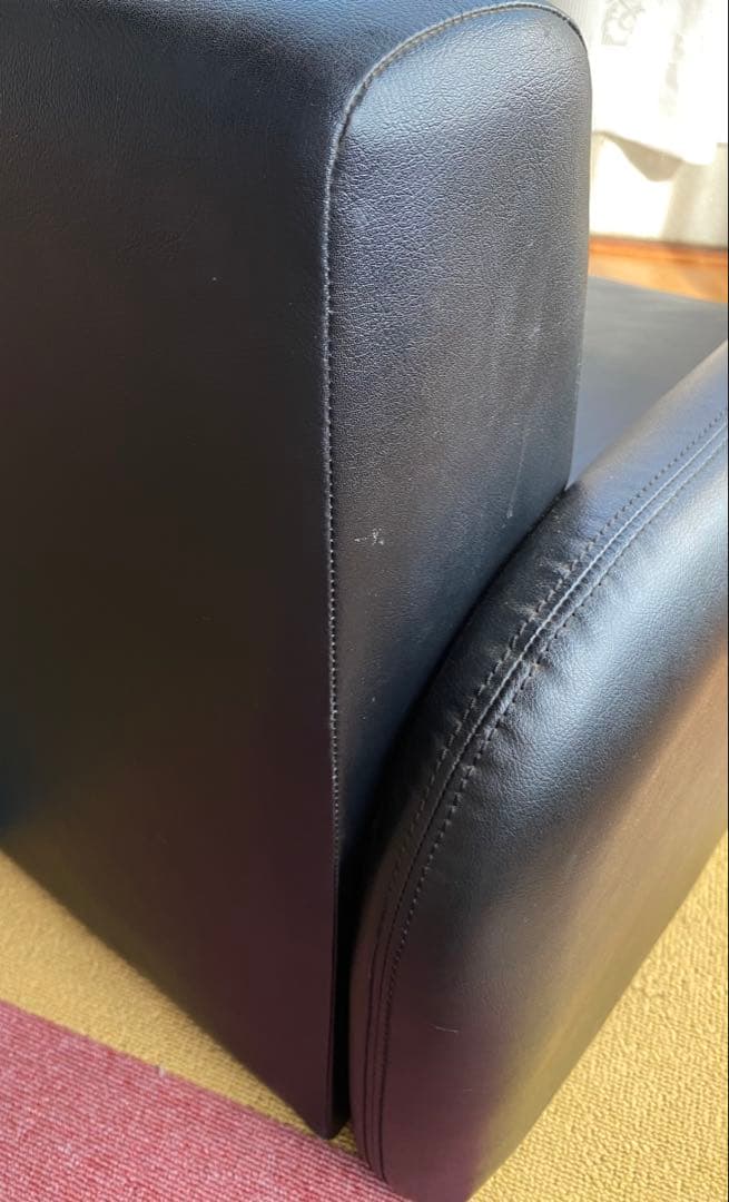 ご成約済み　合成皮革　2人掛けソファ　黒