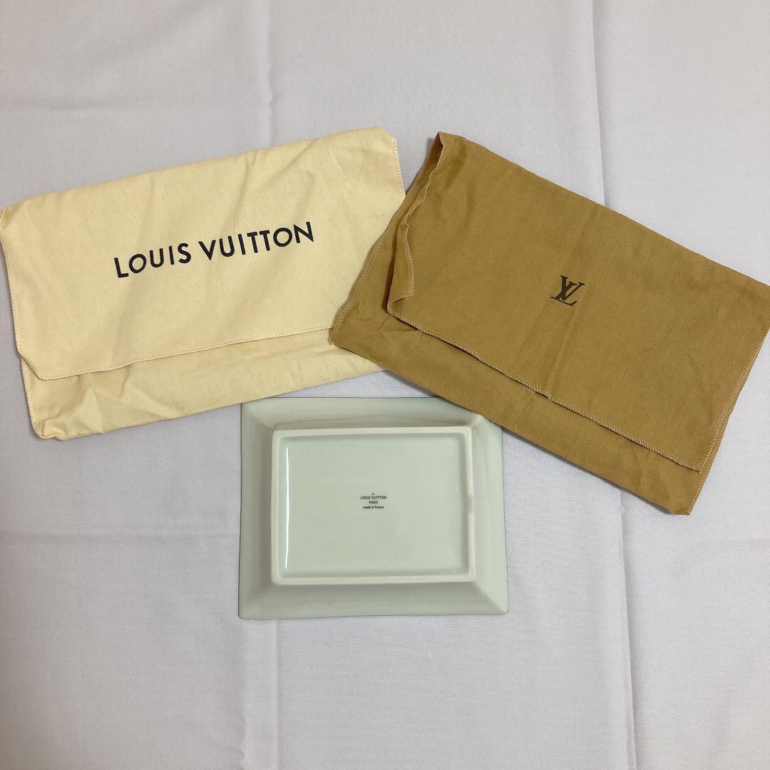 ルイ・ヴィトン デザインプレート　皿