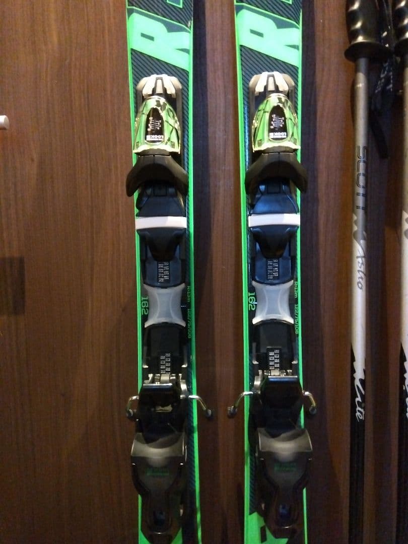 【ハイエンド】ROSSIGNOL 学生・男女兼用 スキーセット メンテ・WAX済