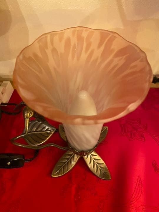 リリーランプ お洒落なフロアスタンドランプ