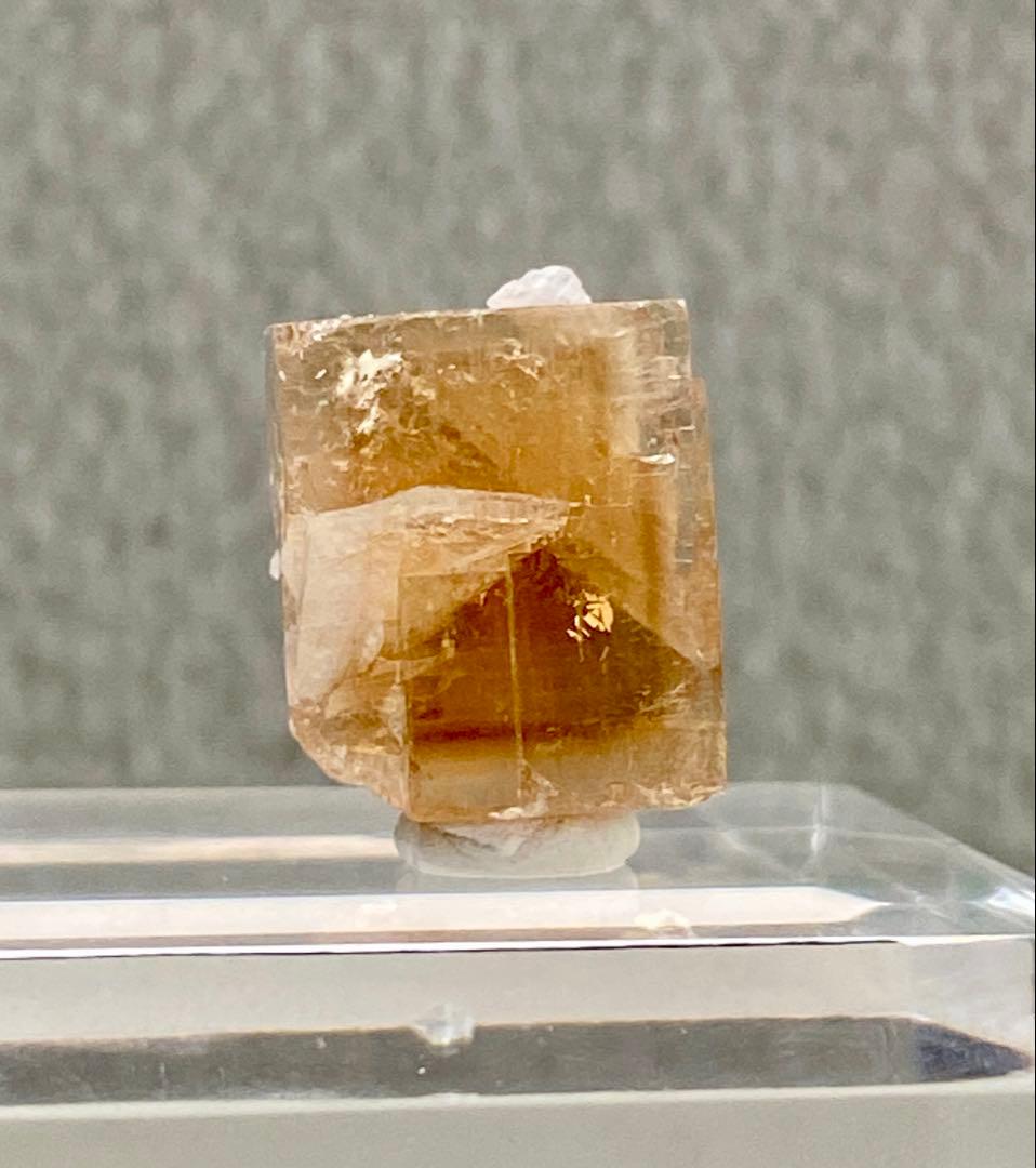 アメリカ　オハイオ州産　フローライト　蛍石　 鉱物標本　天然石