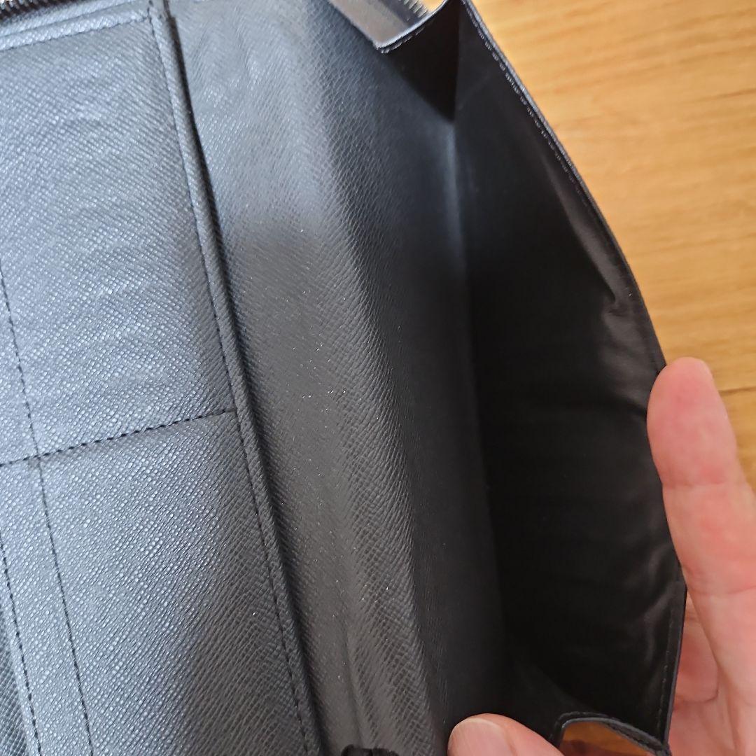 【美品】Louis Vuitton タイガ ヴェルティカルジッピーウォレット