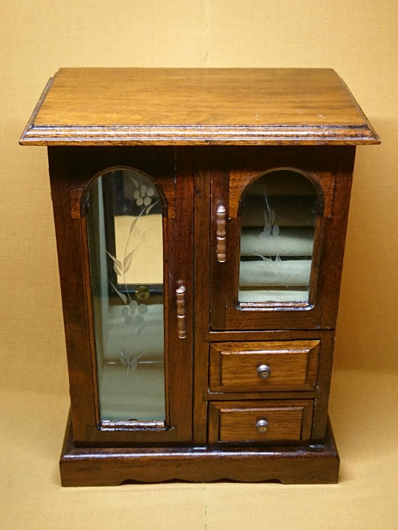 アクセサリーケース　天然木　置物　インテリア　工芸品　美術品　A3061