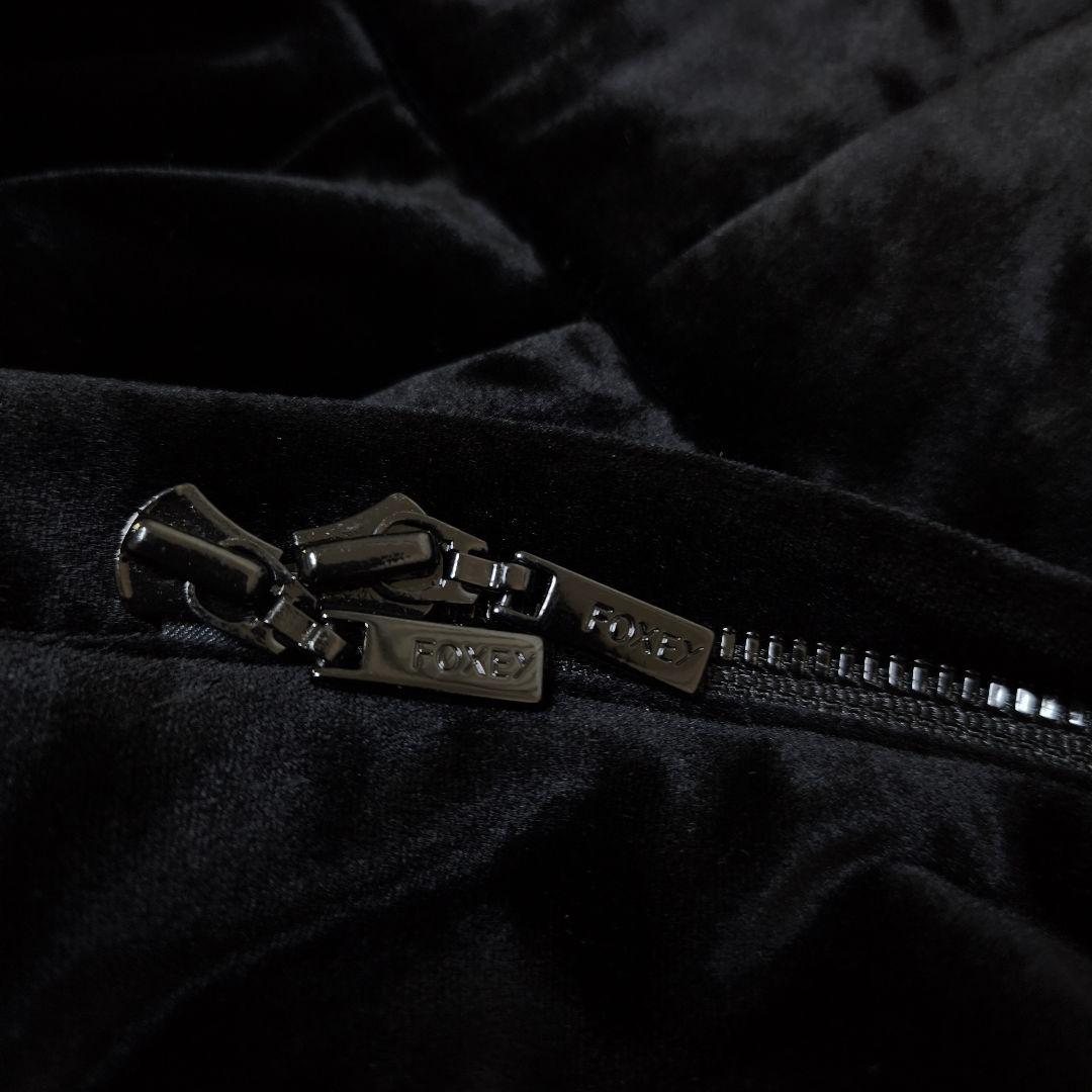 近年・美品✨フォクシー 大きいサイズ ベルフレアパフジャケット ベロアコート 黒