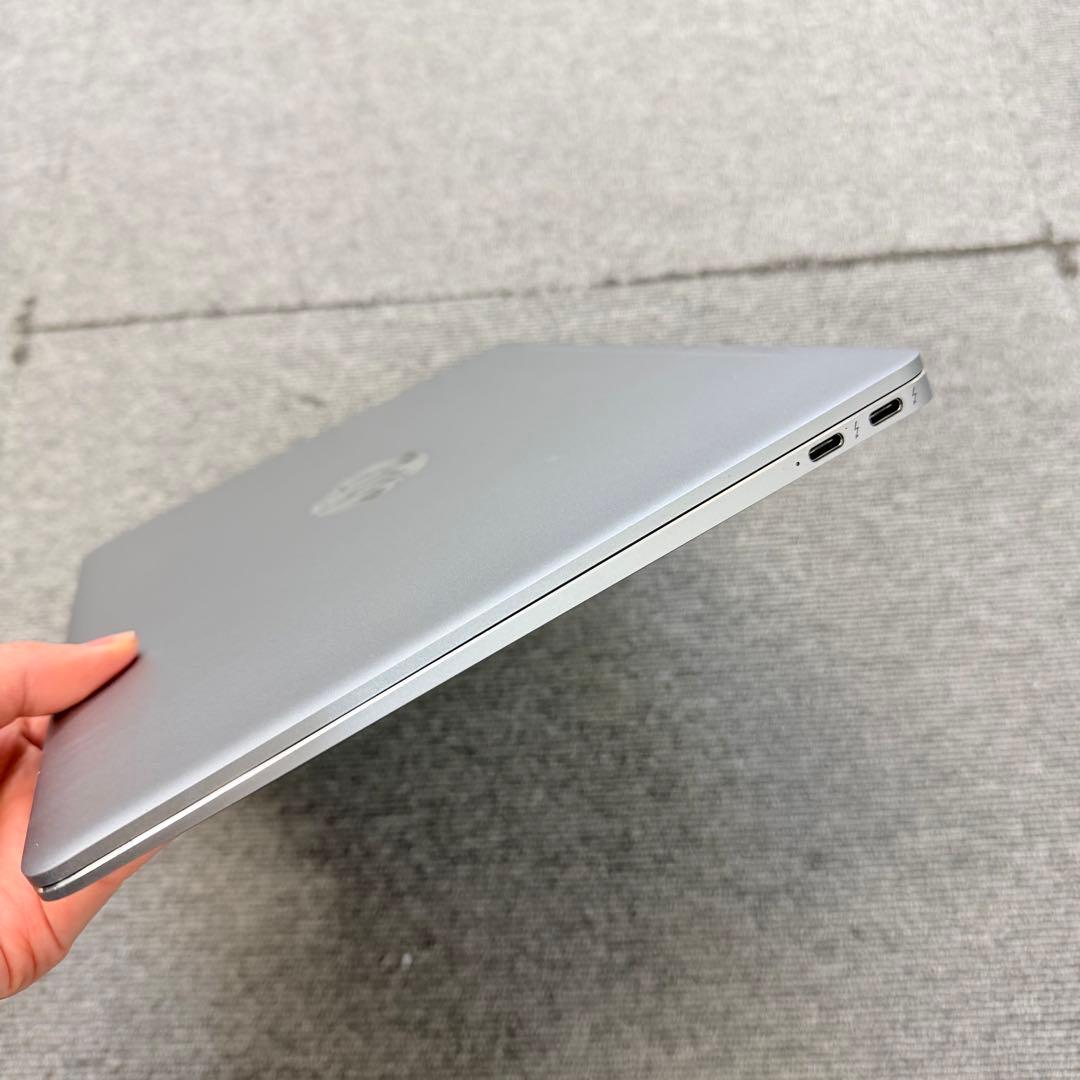 Windowsノート本体 HP EliteBook Folio G1 /m5/8GB/128GB