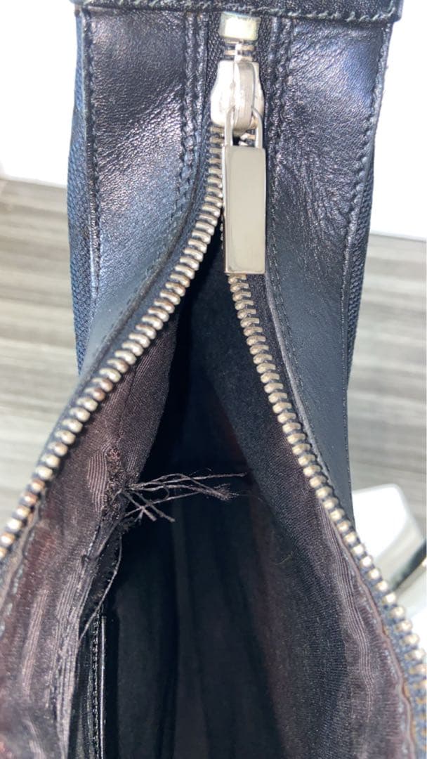 GUCCI トートバッグ　GG柄　キャンバス　レザー　黒　肩掛け　ワンショルダー