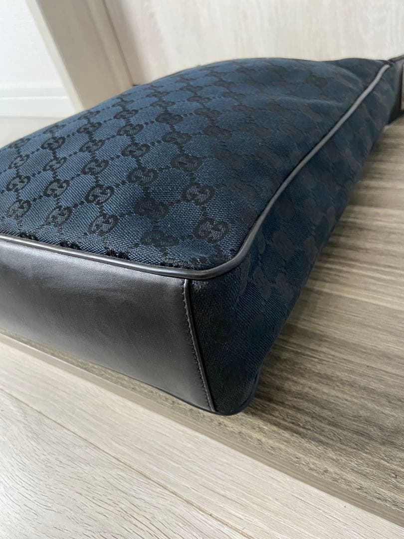 GUCCI トートバッグ　GG柄　キャンバス　レザー　黒　肩掛け　ワンショルダー