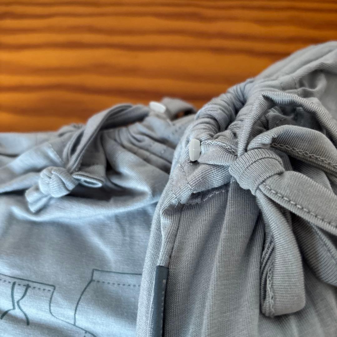 くろにゃ 。エミレーツ航空アメニティ2セット新品未開封