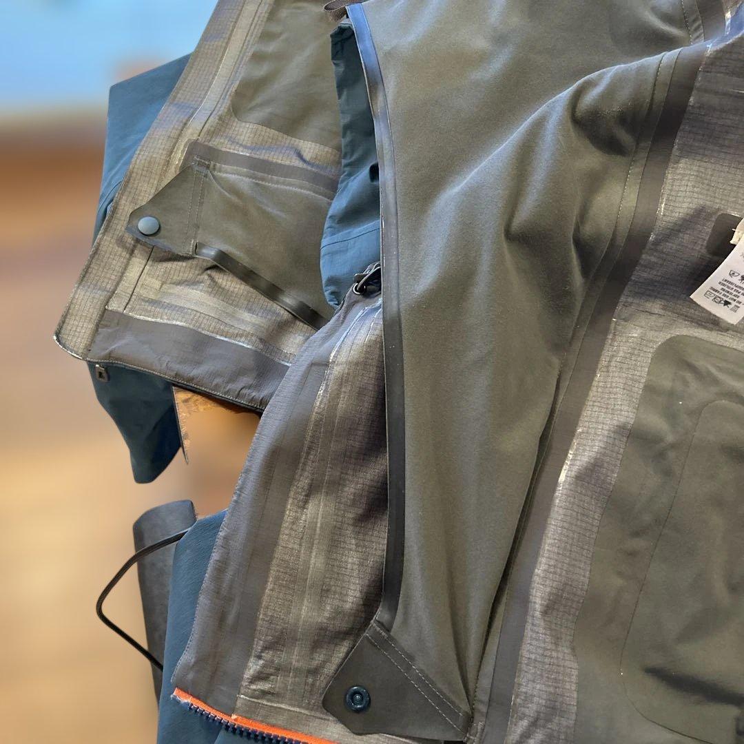 パタゴニア　パウスレイヤージャケット　XS