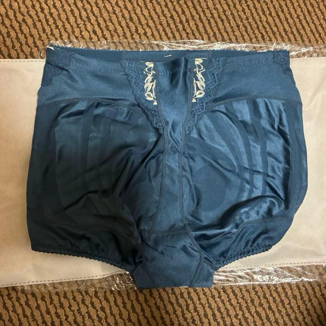 限界価格★新品未使用★マルコ リベルディーニュ ガードル　EQ90