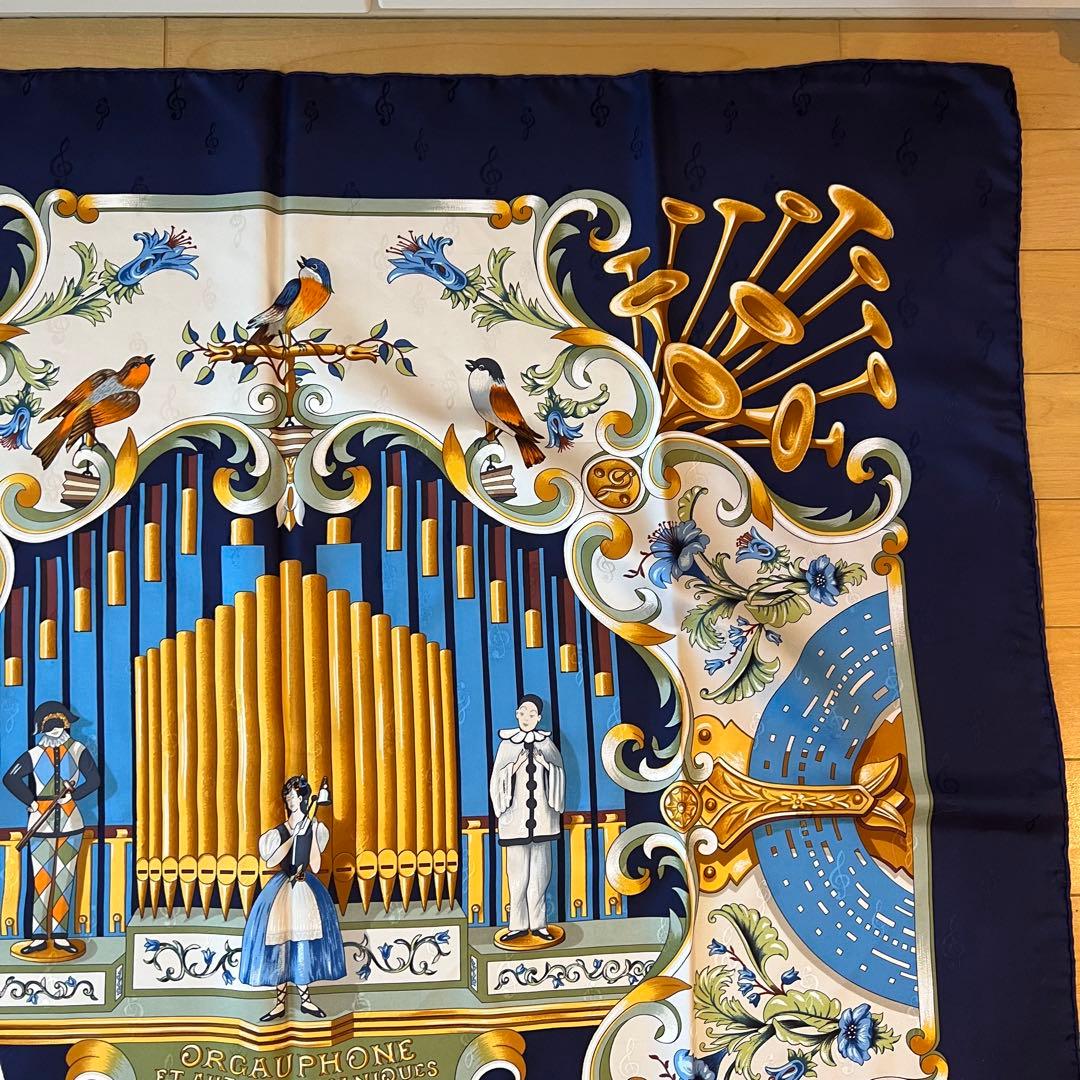 エルメス カレ ORGAUPHONE ET AUTRES MECANIQUES