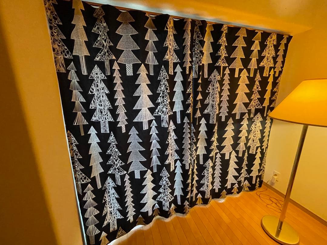 マリメッコ　クーシコッサ　カーテン ファブリック