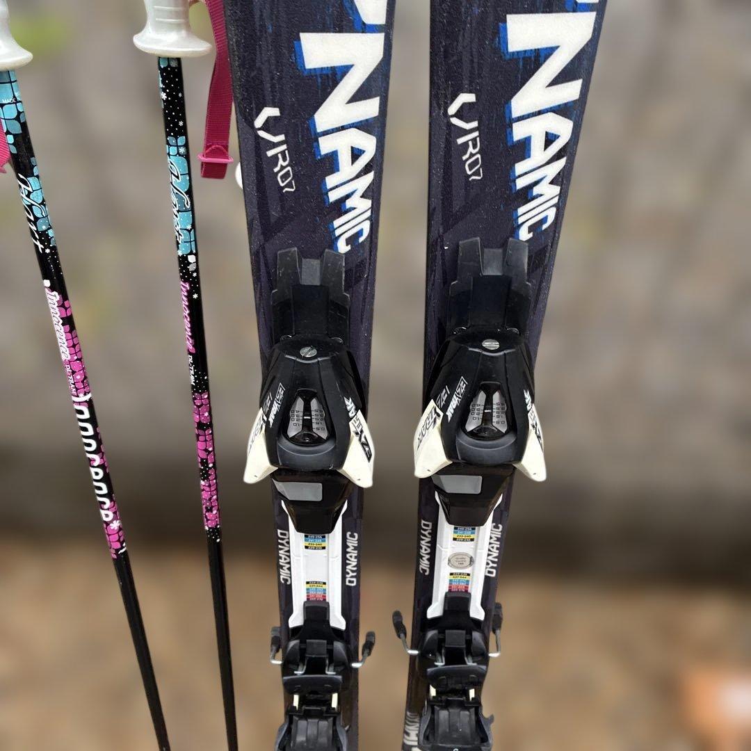 DYNAMIC スキー板　ストックおまけ