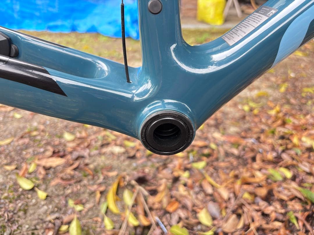 送料込 GIANT Defy Advanced 2 2022 Sサイズ