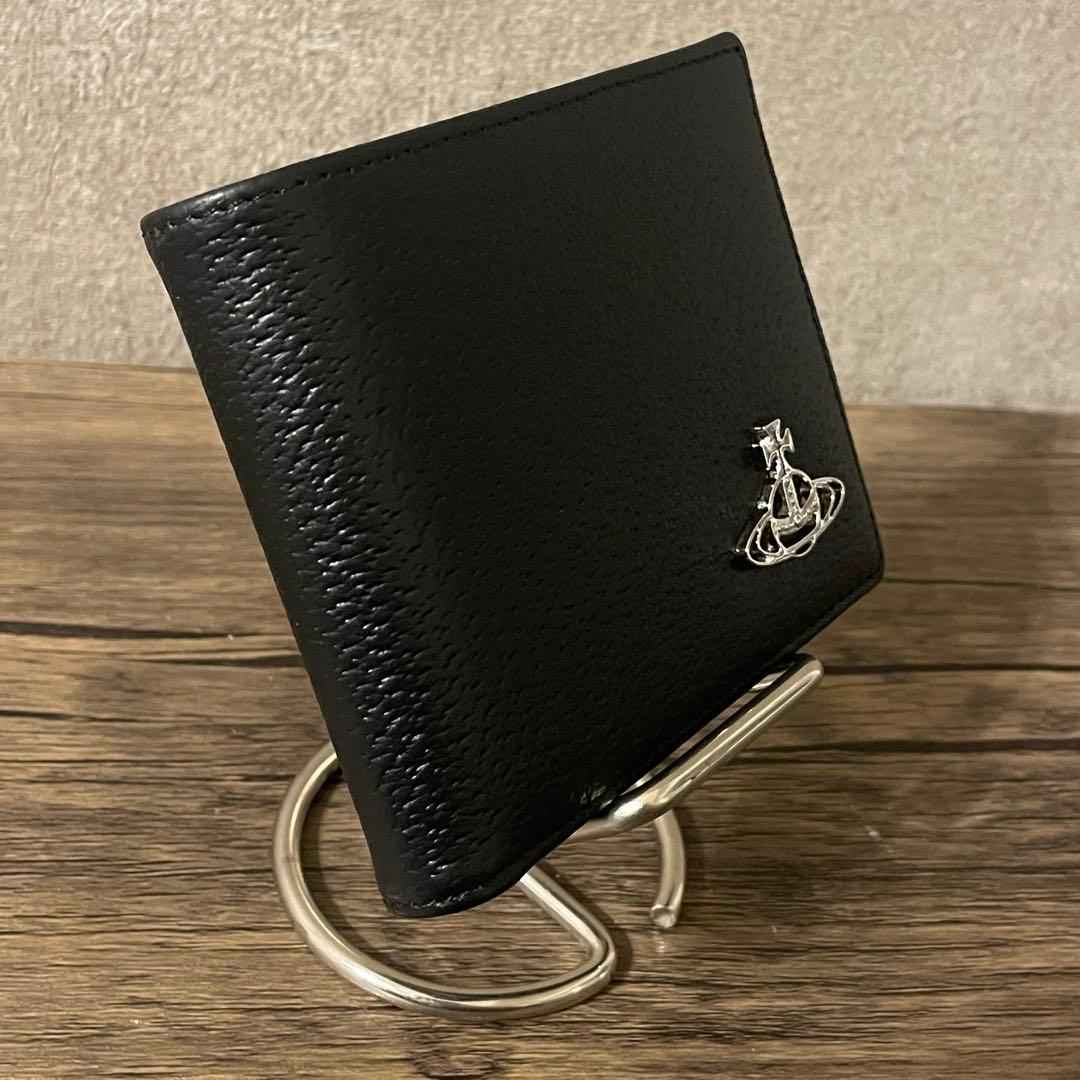 【新品未使用】Vivienne Westwood 二つ折り財布 ブラック 大人気
