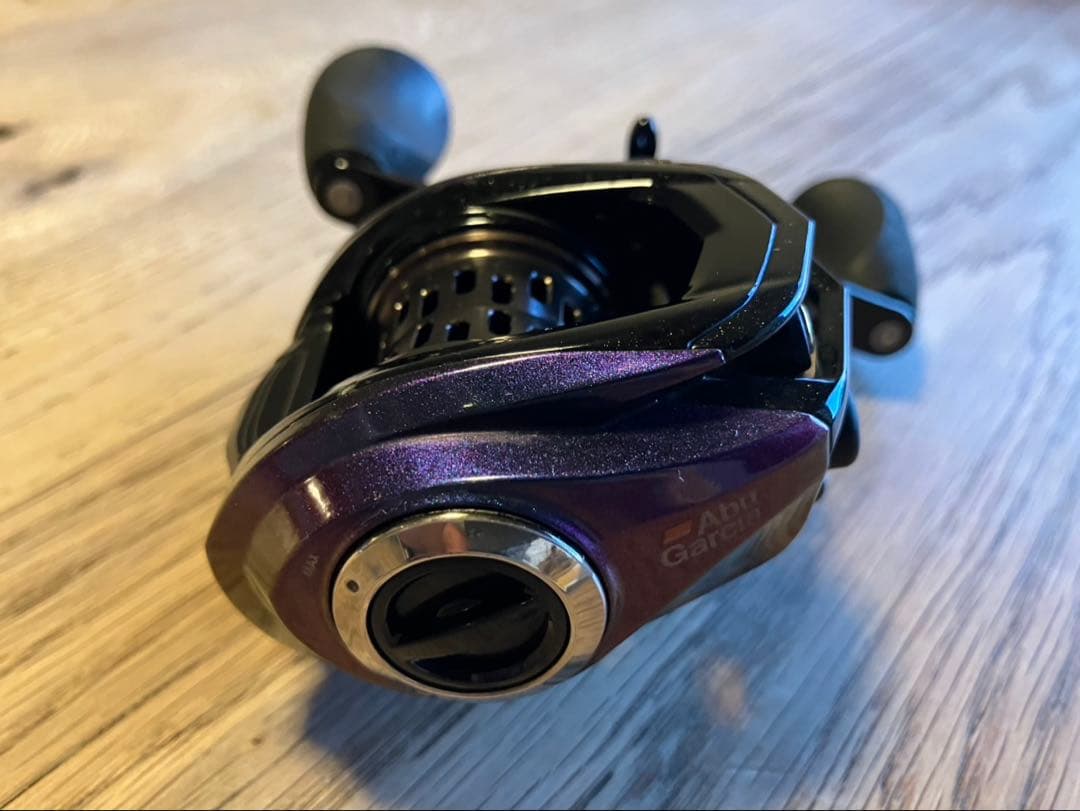 アブガルシア レボ ウルトラキャスト BF8 左巻き