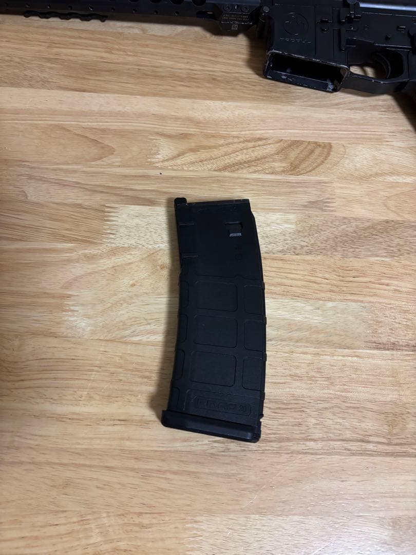 【最終値下げ】KSC マグプル M4 CMRハンドガード付 ガスガン