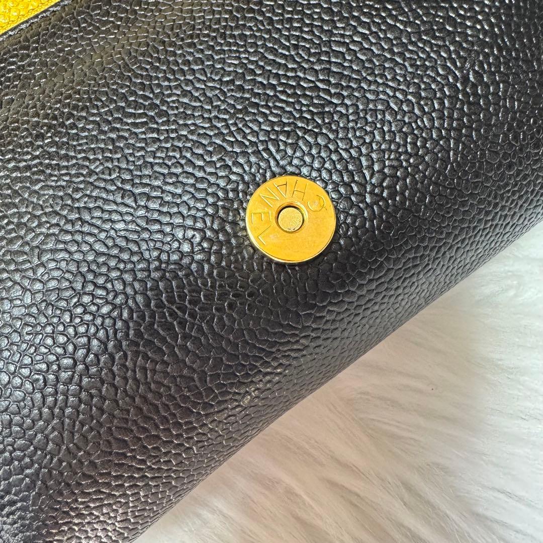 CHANEL シャネル　キャビアスキン　レザー　ポーチ　チェーン