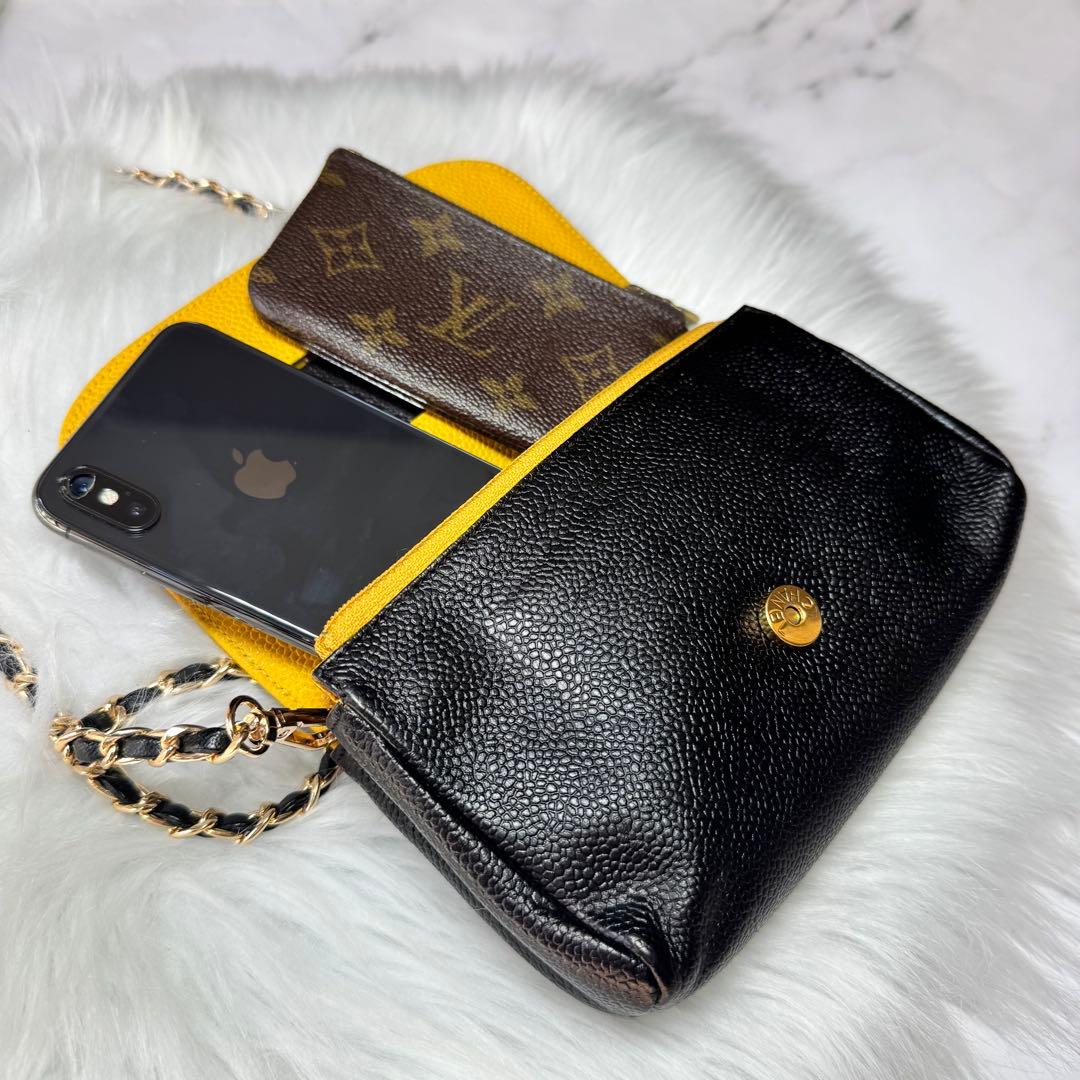 CHANEL シャネル　キャビアスキン　レザー　ポーチ　チェーン
