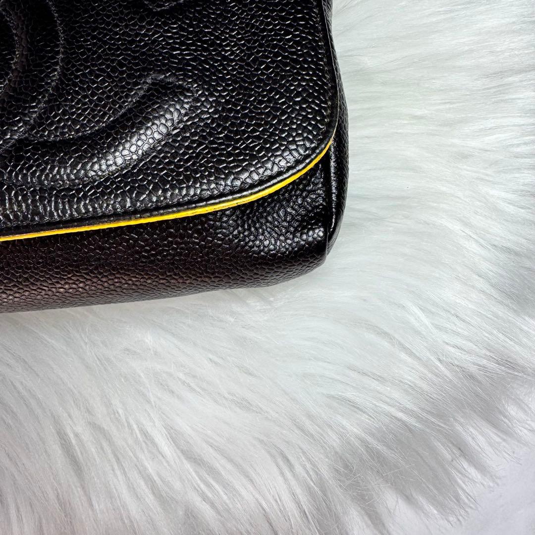 CHANEL シャネル　キャビアスキン　レザー　ポーチ　チェーン