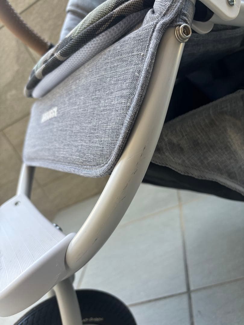 ☆値下げ【付属品込:新品同様】エアバギー ココブレーキ フロームバース　グレー☆