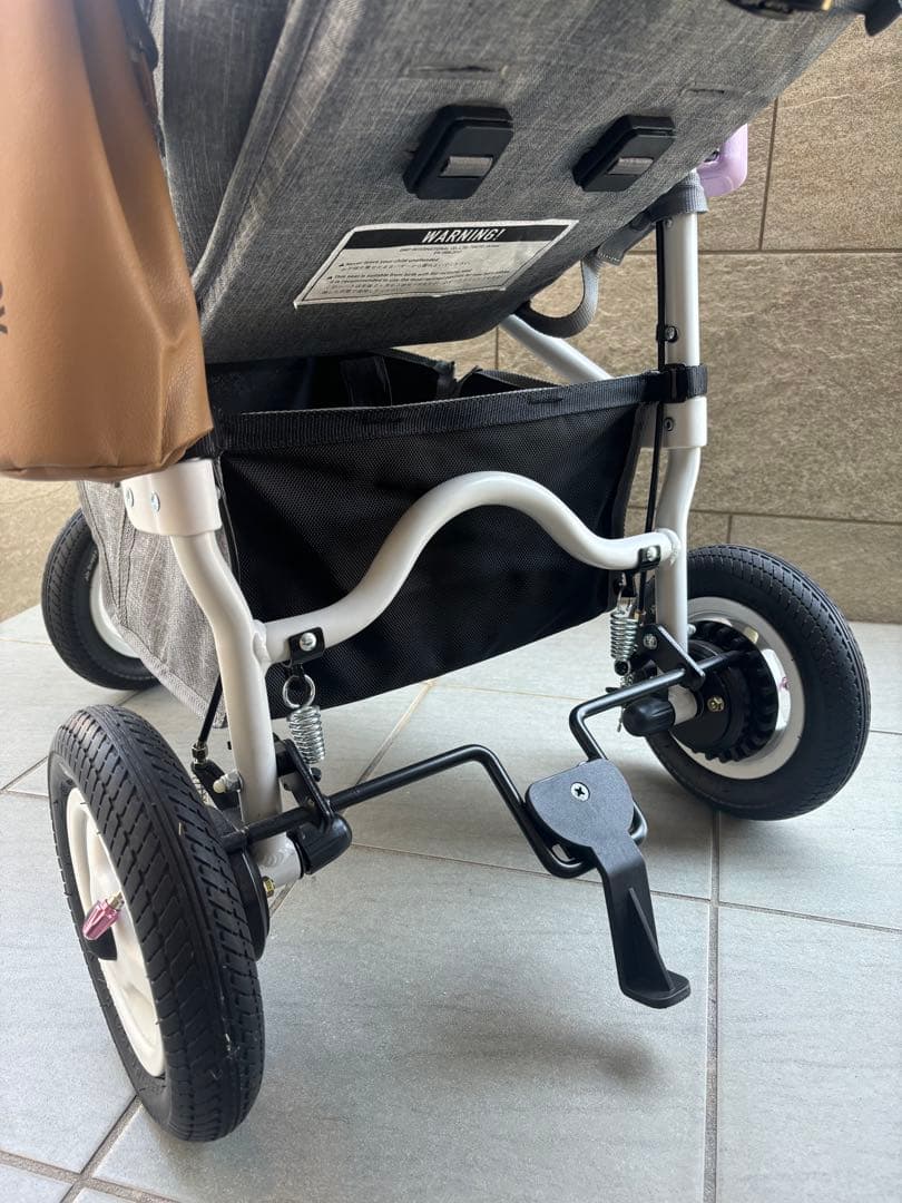 ☆値下げ【付属品込:新品同様】エアバギー ココブレーキ フロームバース　グレー☆