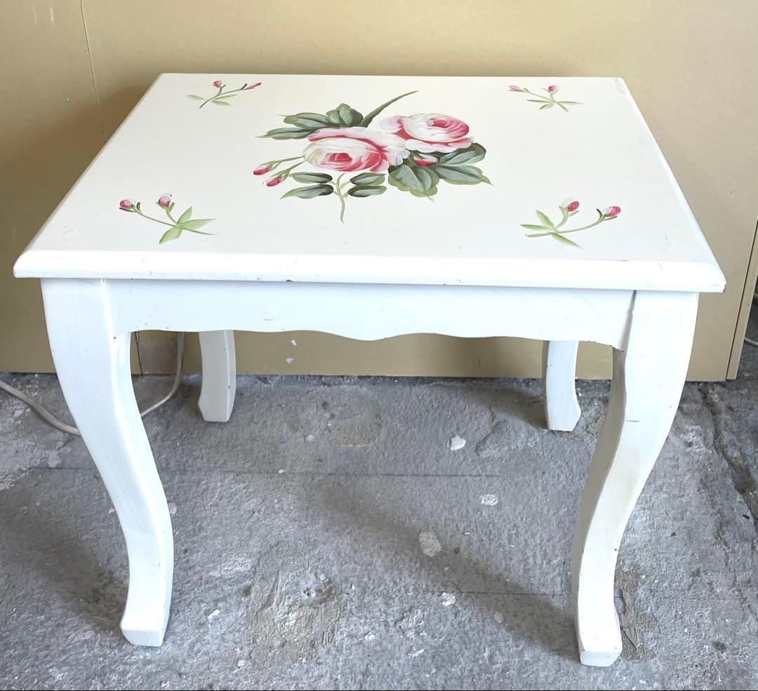 ホワイト花柄ペイントサイドテーブル