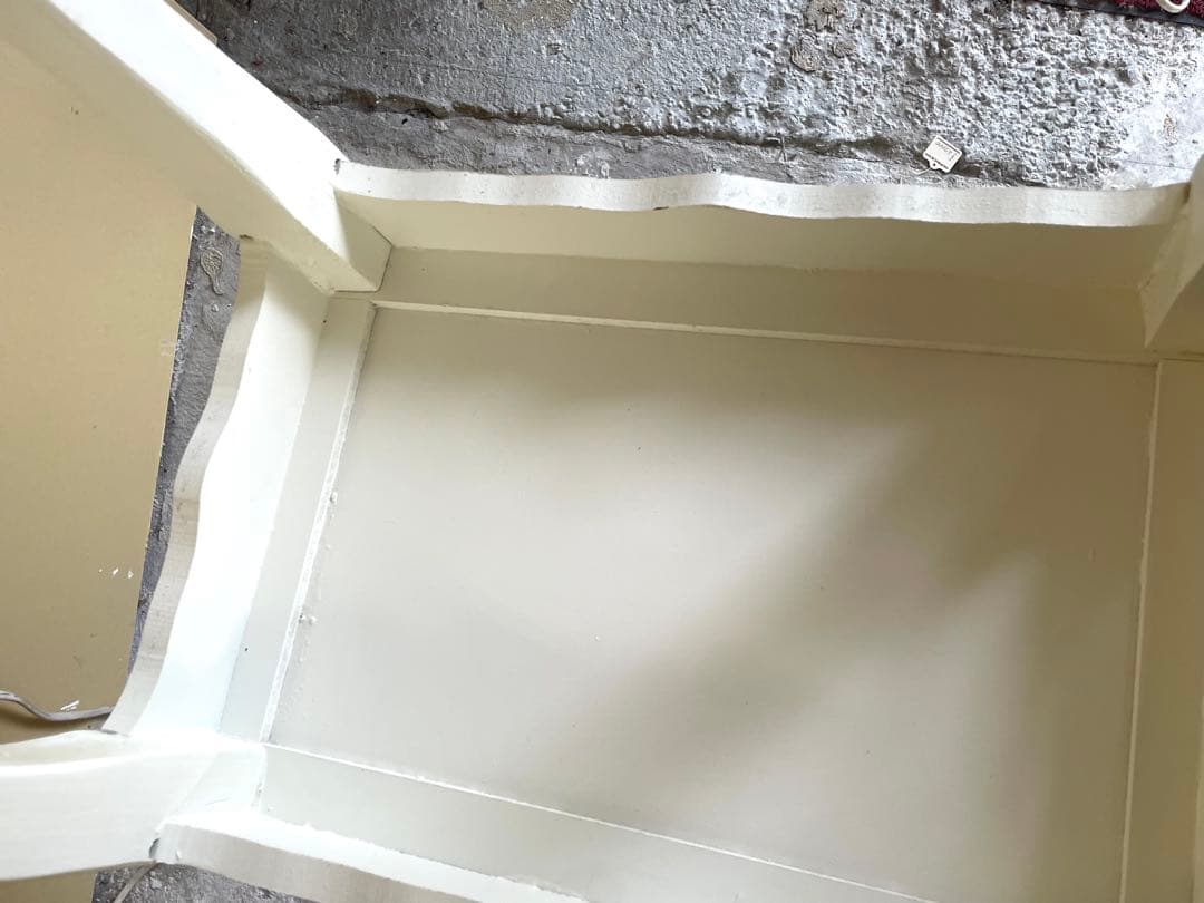 ホワイト花柄ペイントサイドテーブル