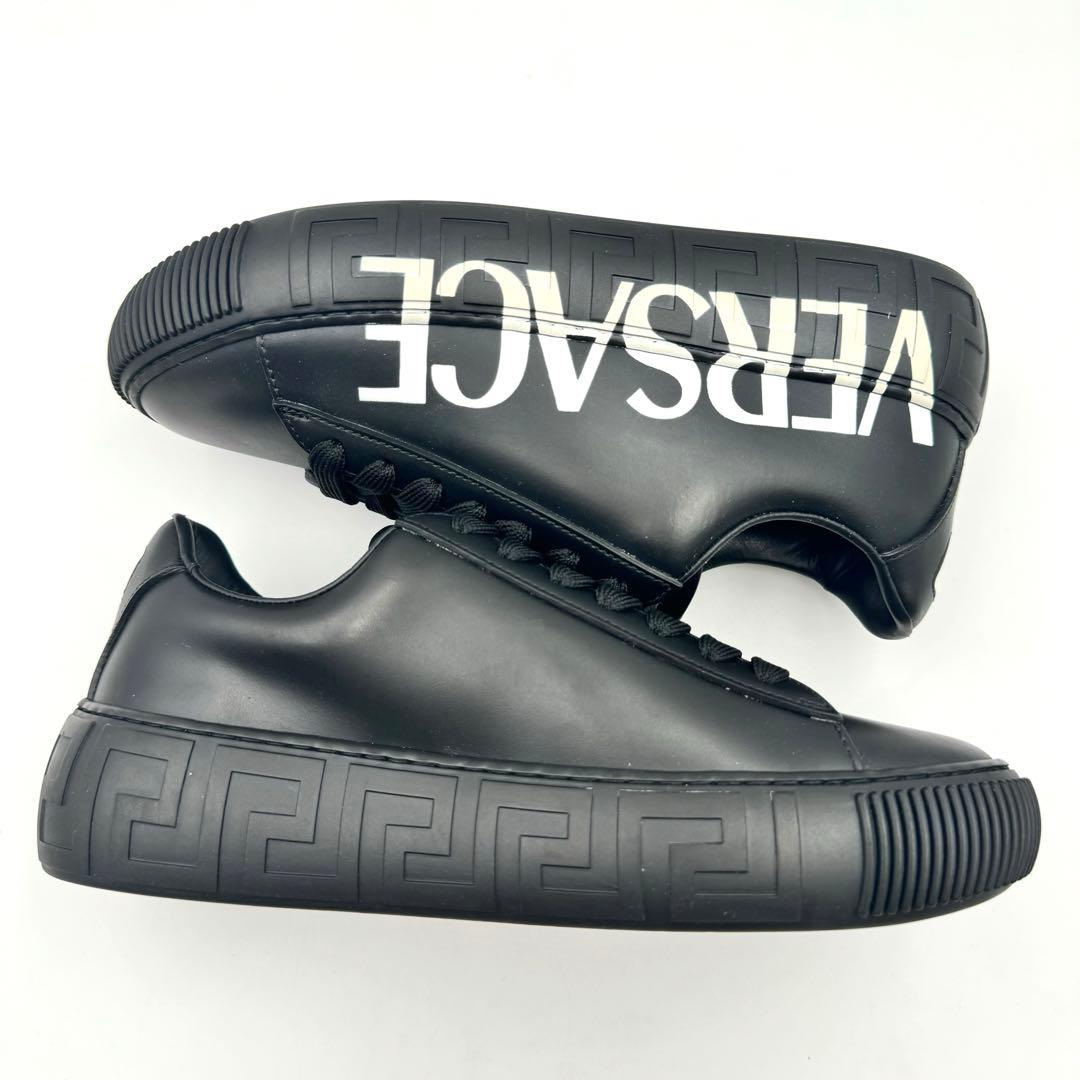 新品✨VERSACE ローカットスニーカー　レザー　ブラック　ロゴマーク