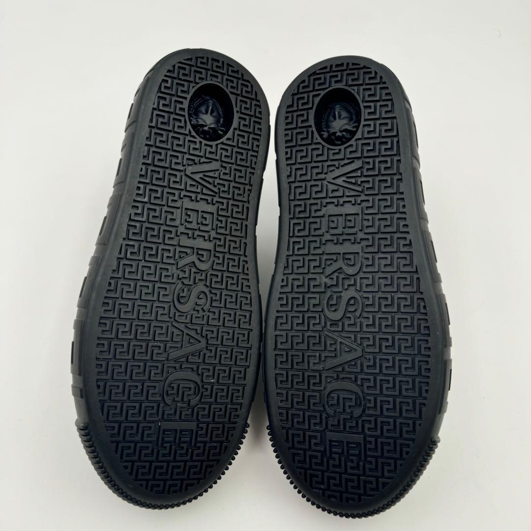 新品✨VERSACE ローカットスニーカー　レザー　ブラック　ロゴマーク