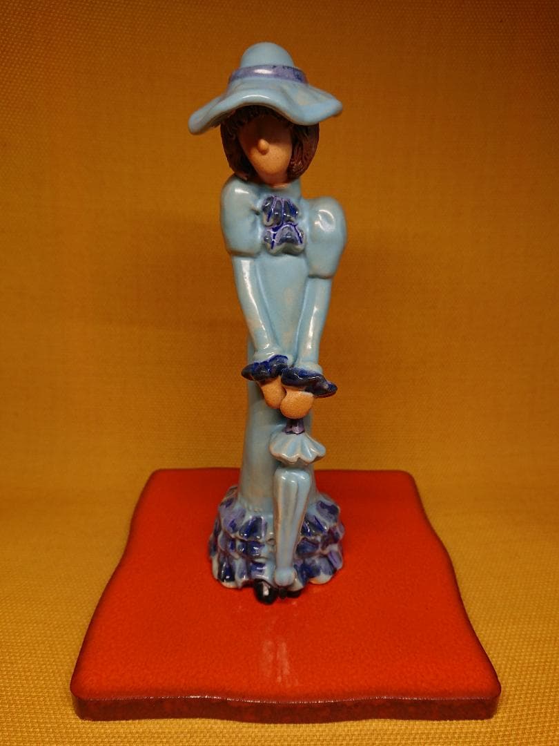 【美品】人形　陶器　オブジェ　置物　インテリア　工芸品　美術品　A3269