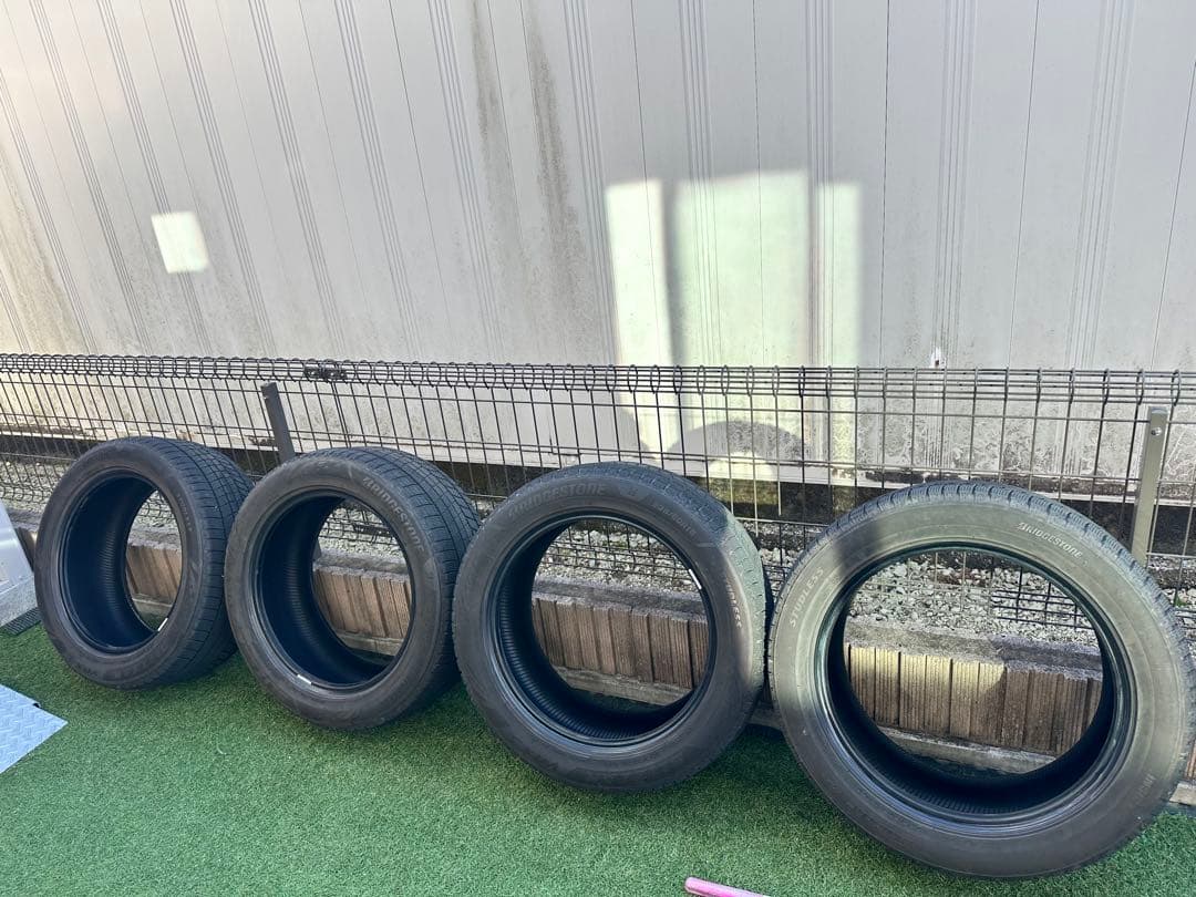 ブリヂストン　ブリザック vrx3 235/50R18 21年46週4本セット