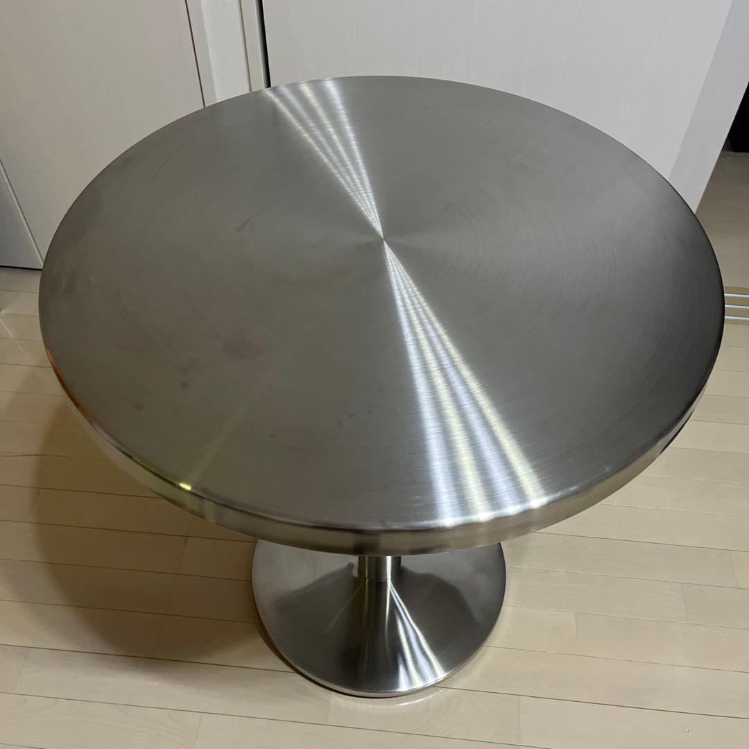 カフェテーブル　シルバー