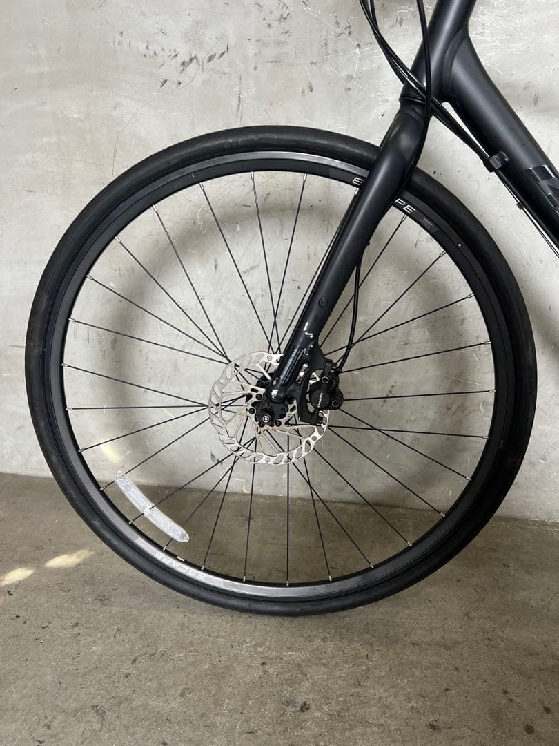 クロスバイク GIANT ESCAPE DISC ジャイアント 700c