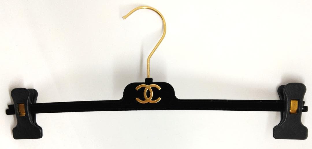 シャネル ハンガー ベルベット ノワール 8本セット 中古品 (56016)