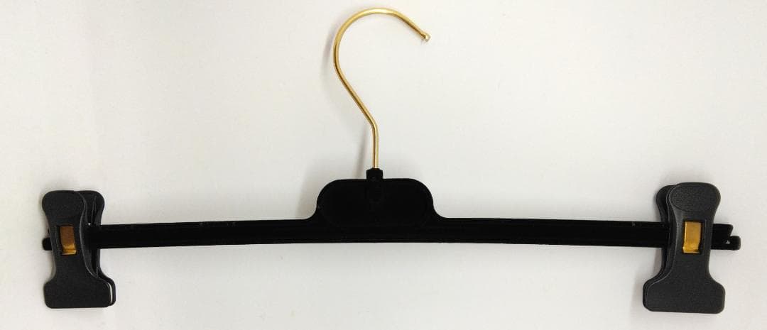 シャネル ハンガー ベルベット ノワール 8本セット 中古品 (56016)