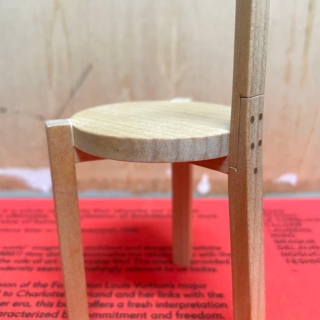 リナ・ボ・バルディ　GIRAFA CAIR ミニチュア