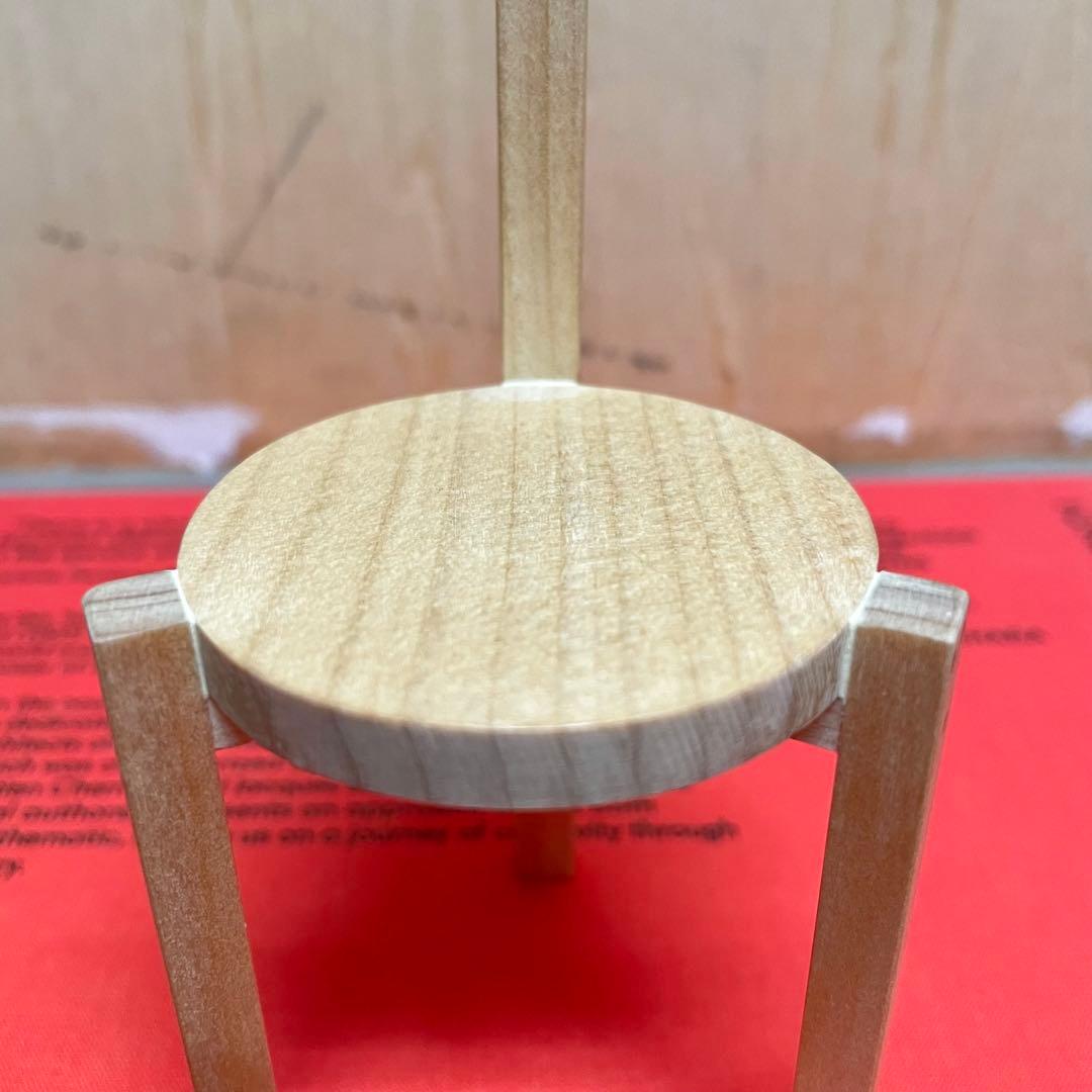 リナ・ボ・バルディ　GIRAFA CAIR ミニチュア