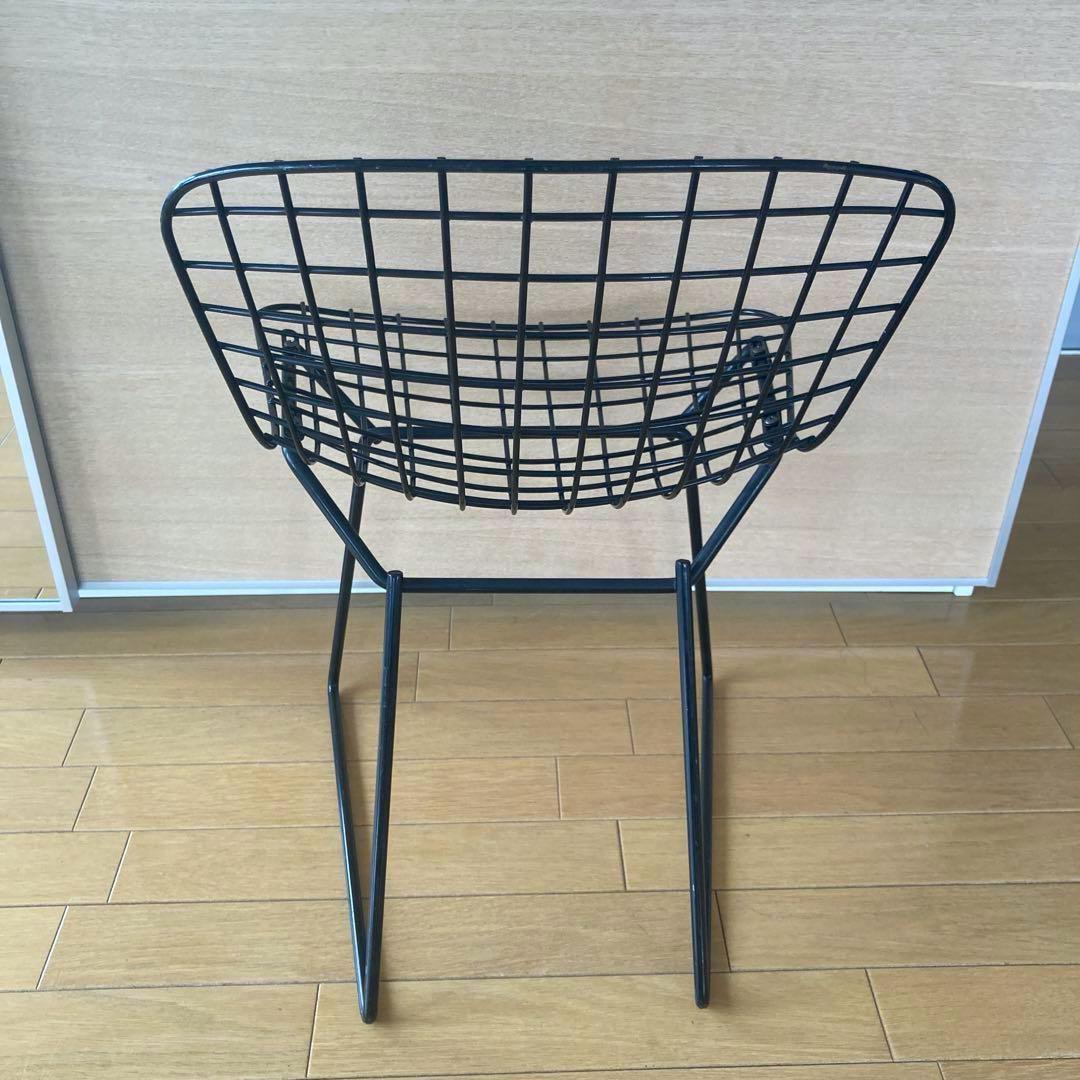 古いワイヤーチェア
