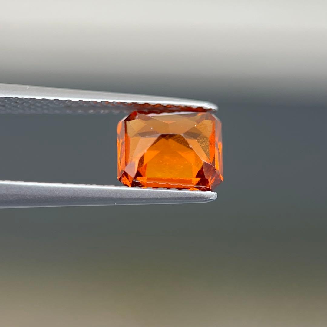 スリランカ産非加熱天然グロッシュライトガーネットルース