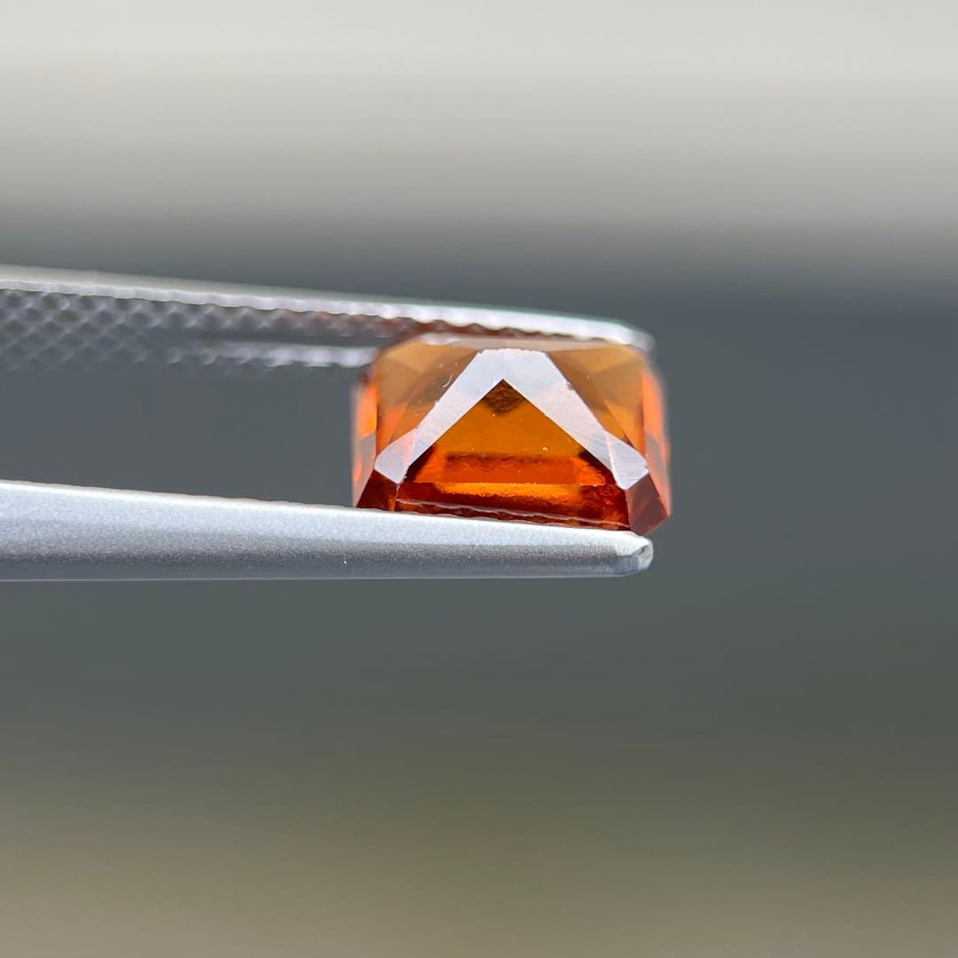 スリランカ産非加熱天然グロッシュライトガーネットルース