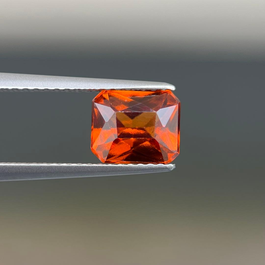 スリランカ産非加熱天然グロッシュライトガーネットルース