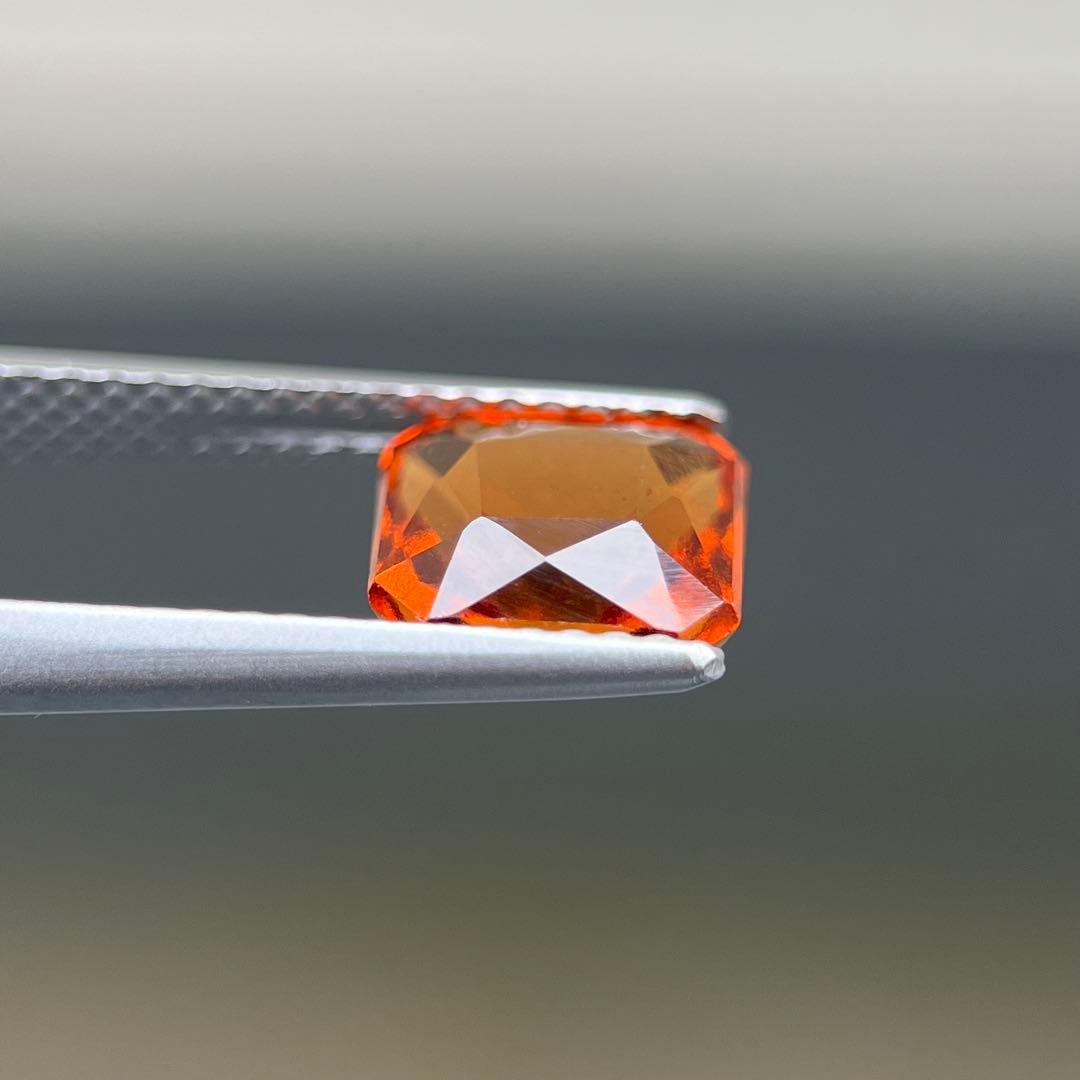 スリランカ産非加熱天然グロッシュライトガーネットルース