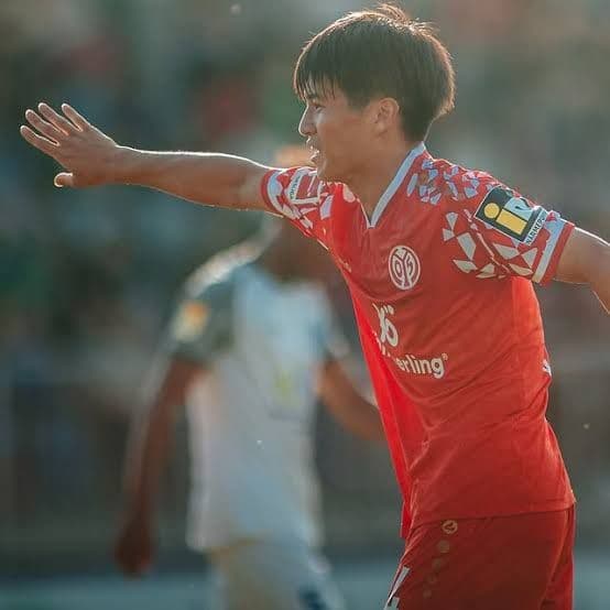 川崎颯太【新品】Sサイズ【公式】マインツ 24番 川崎颯太 ホームユニフォーム