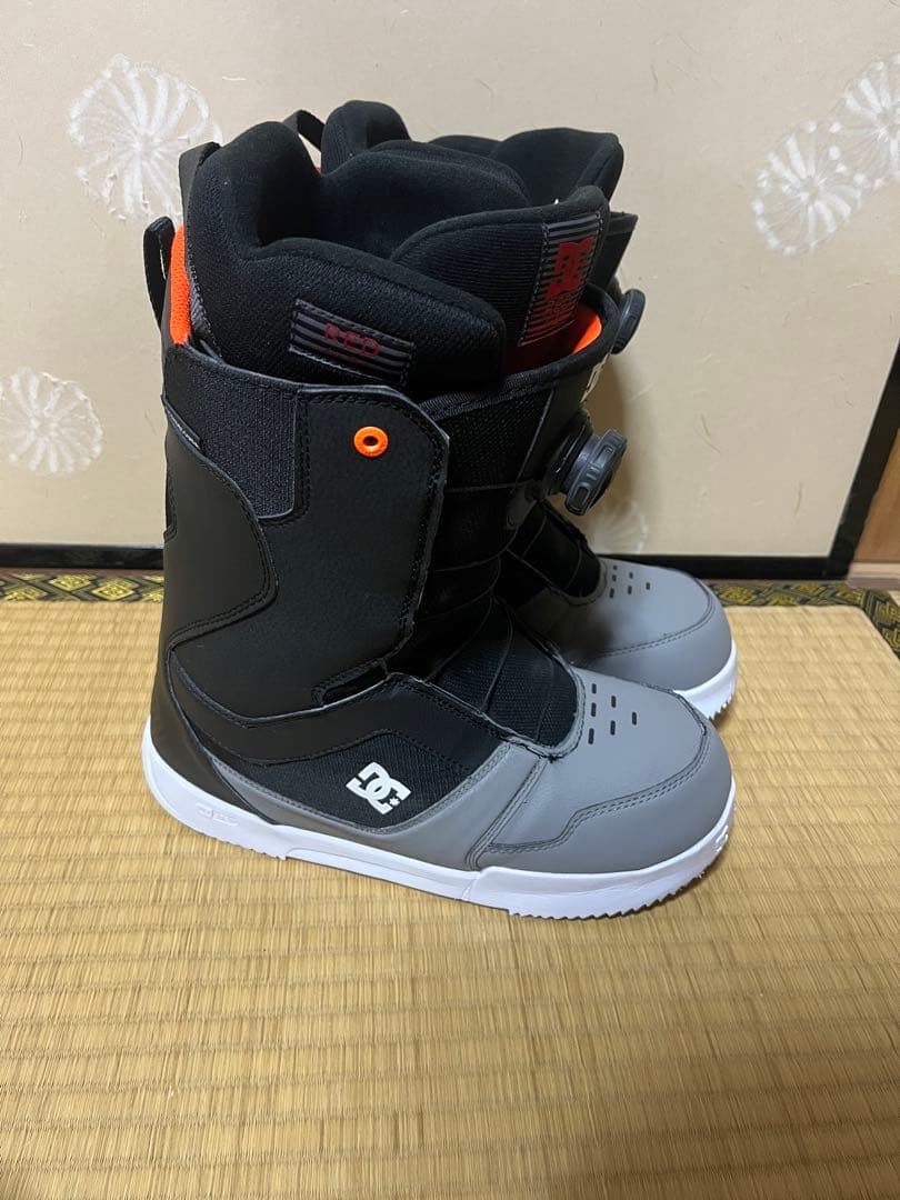 美品　DC スノーボードブーツ BOAシステム
