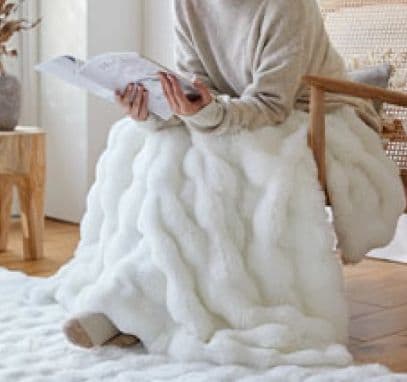 スノーホワイト 真っ白 純白 ふわふわモコモコ なめらか暖か毛布 シングルサイズ