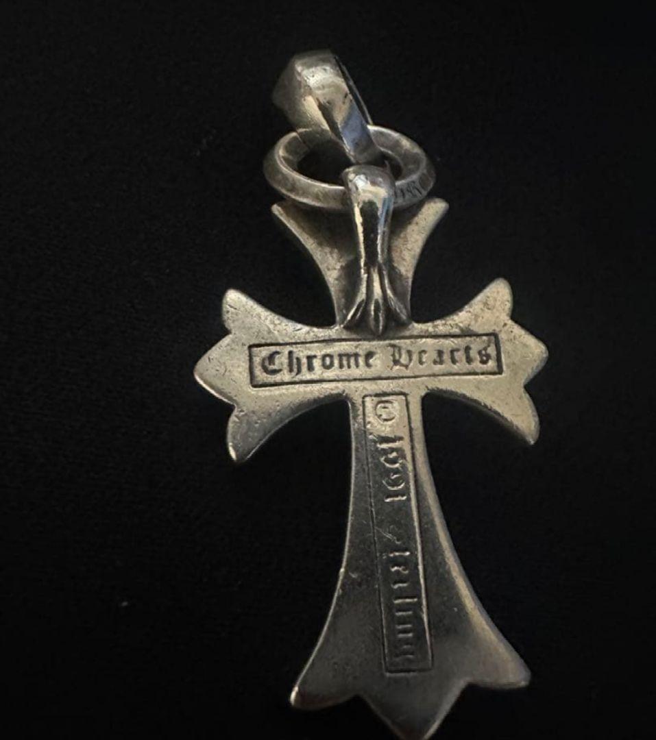 クロムハーツ スモールクロス ベイル