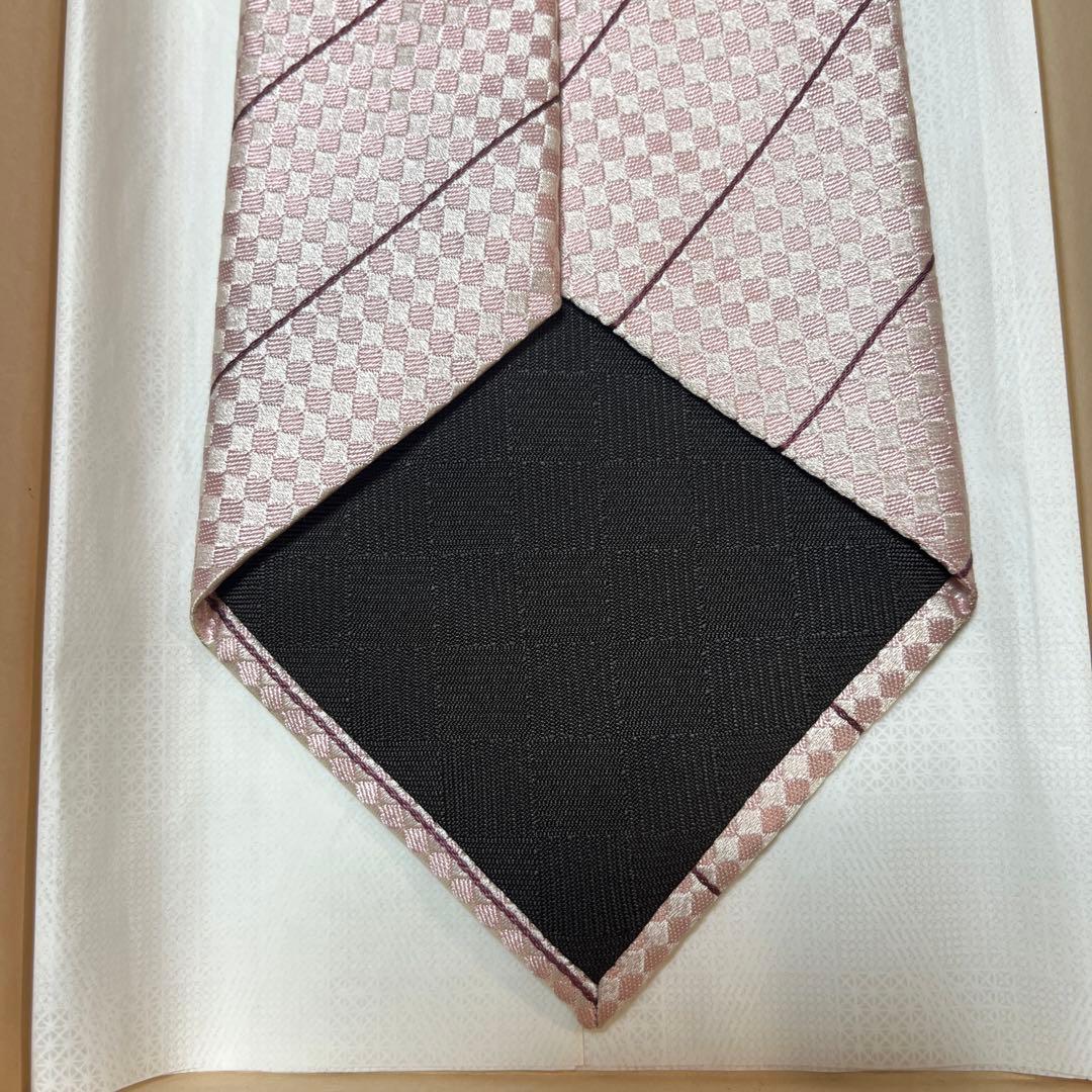 美品　ルイヴィトン　ネクタイ　ピンク　ダミエ　LVロゴ　シルクジャガード　結婚式