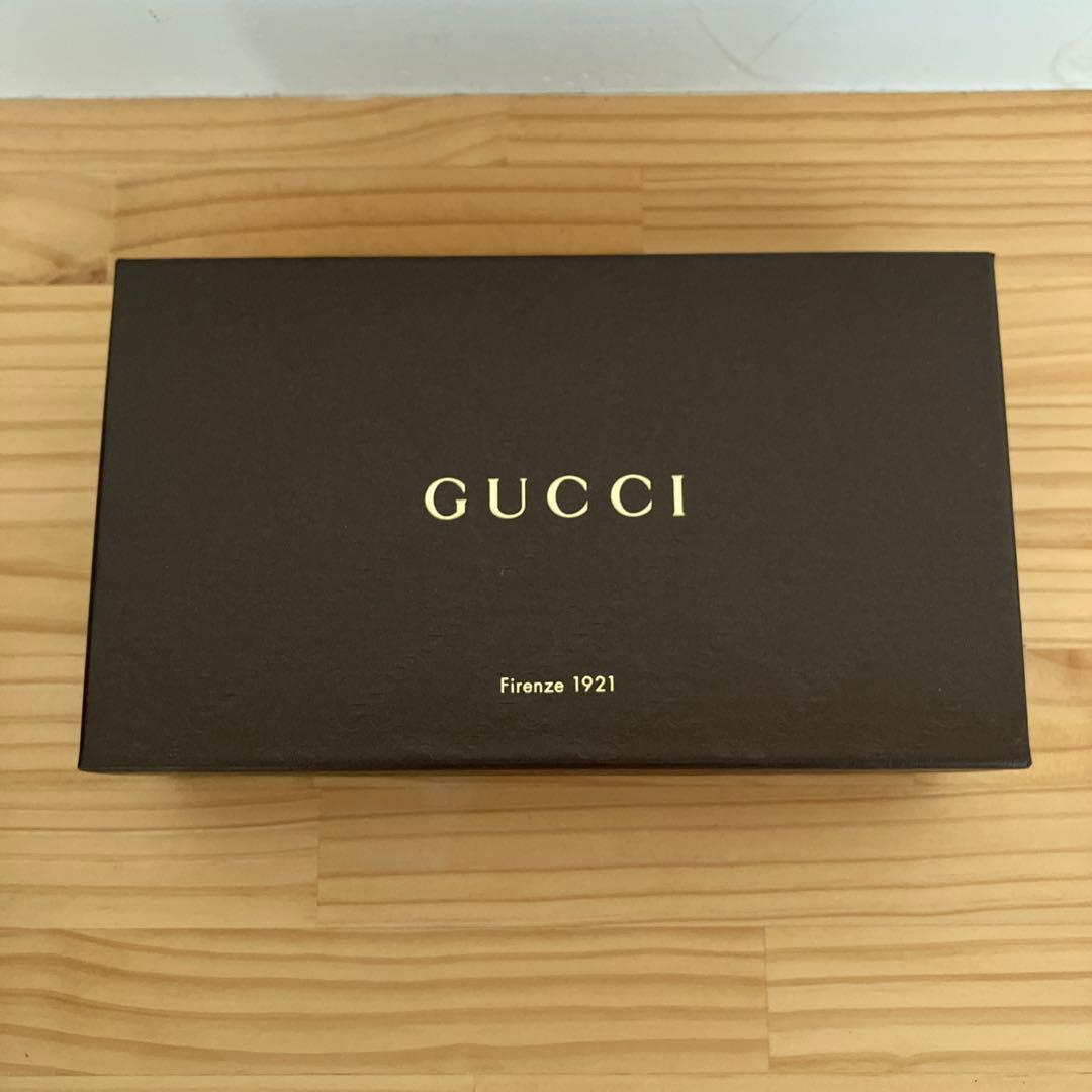 GUCCI 長財布　グッチ　箱付き