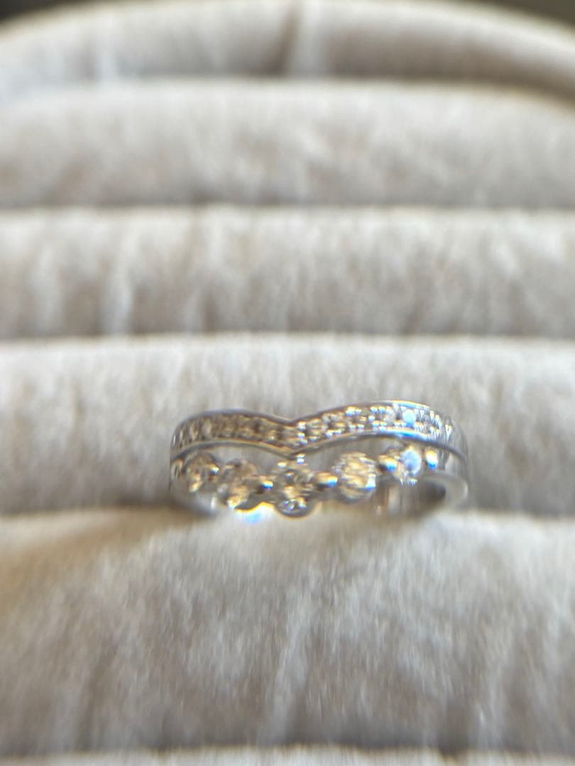 2/12だけ　ダイヤモンド　V字リング　2連　PT900